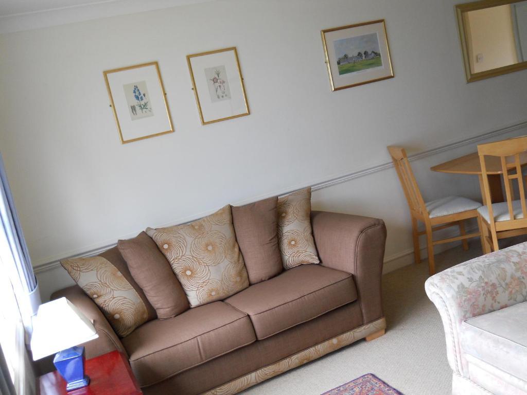 Apartamento Richmond Park Golf Club Watton Habitación foto